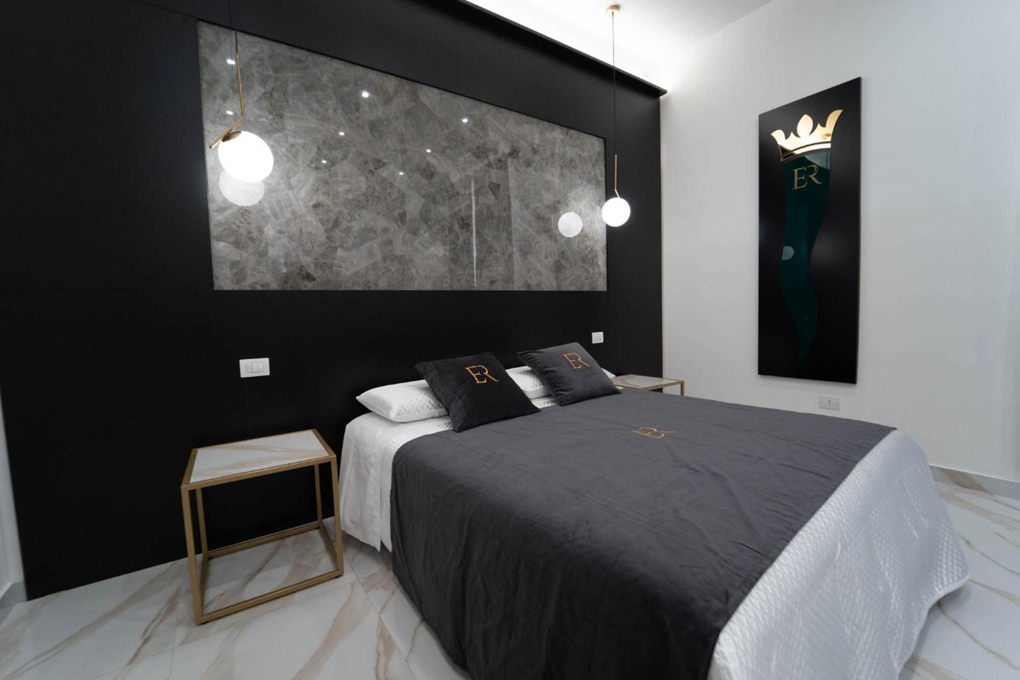 Elite Rooms Naples Exterior photo