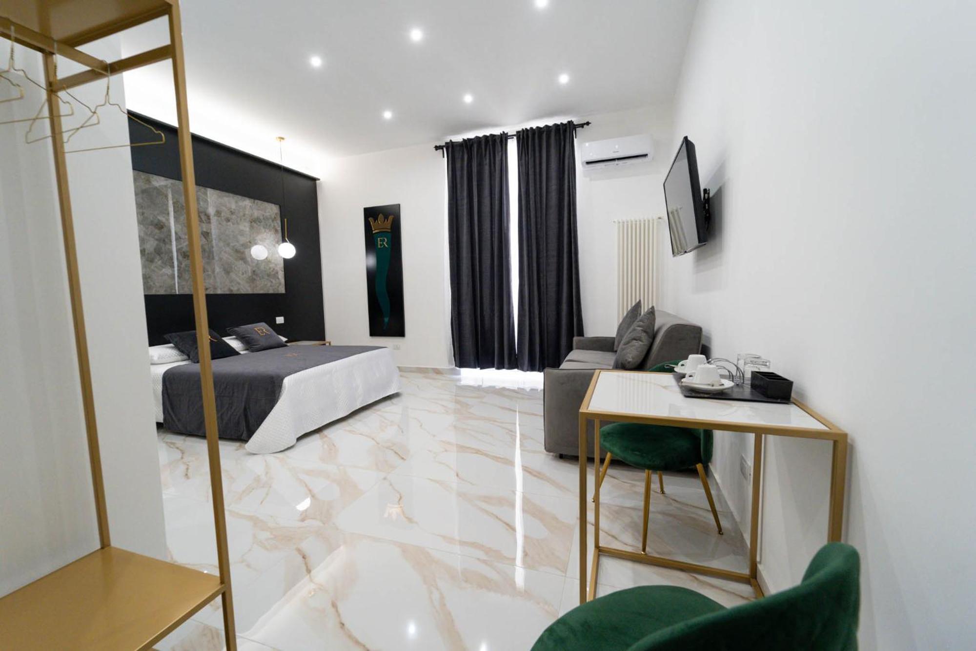 Elite Rooms Naples Exterior photo