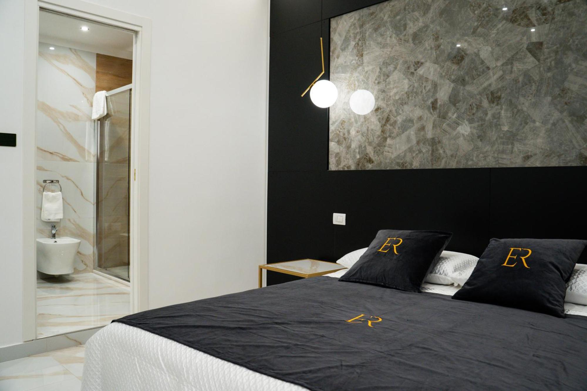 Elite Rooms Naples Exterior photo